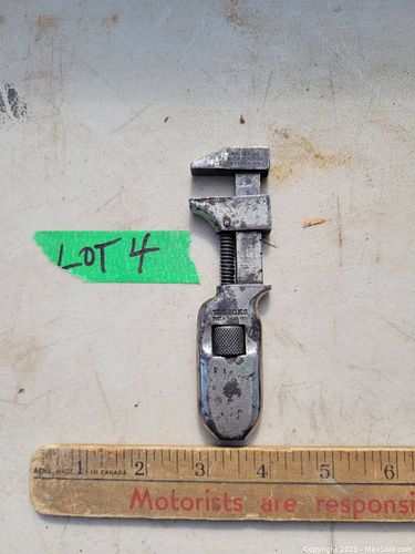 Lot #4 (1 of 3)