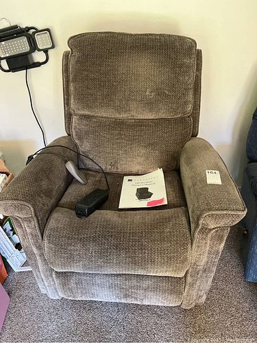 Lot #164 (1 of 6)