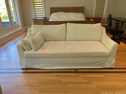 Lot #136 (1 of 12)