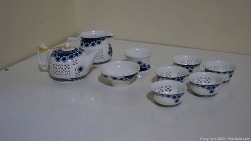 Lot #61 (1 of 6)
