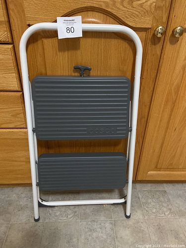 Lot #80 (1 of 6)