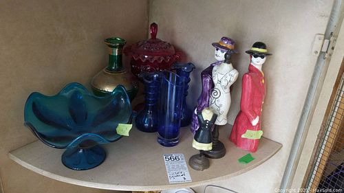 Lot #566 (1 of 20)