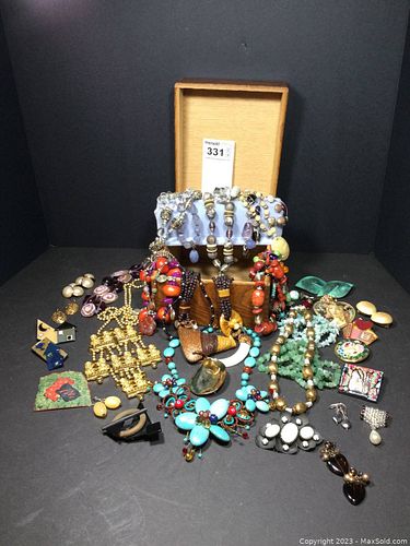 Lot #331 (1 of 20)
