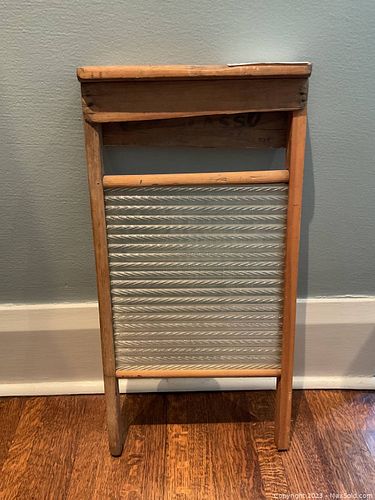 Lot #399 (1 of 8)