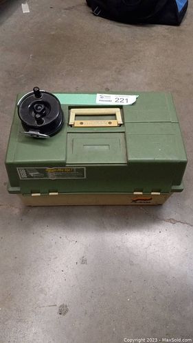Lot #221 (1 of 10)