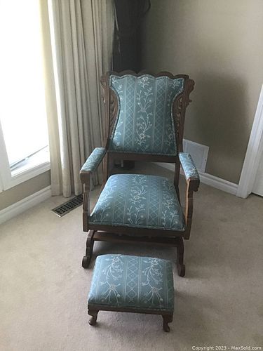 Lot #4 (1 of 3)
