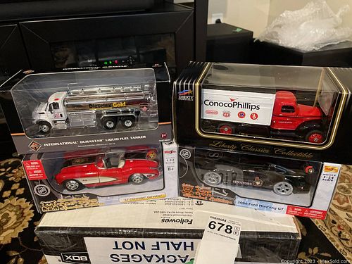 Lot #678 (1 of 8)