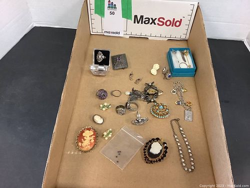 Lot #50 (1 of 5)