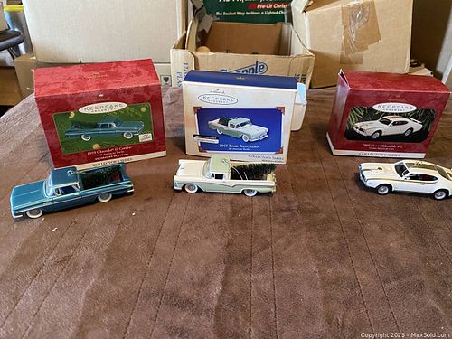 Lot #127 (1 of 7)