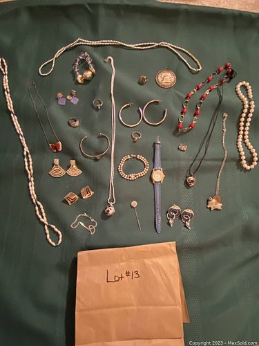 Lot #13 (1 of 10)