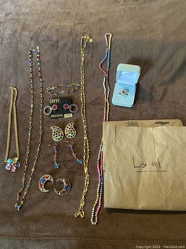 Lot #1 (1 of 7)