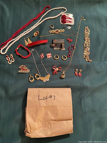 Lot #7 (1 of 8)