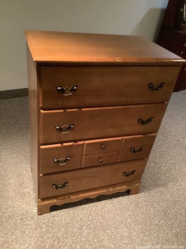 Lot #239 (1 of 4)