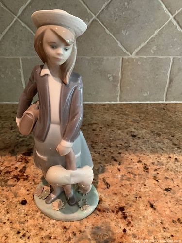 Lot #261 (1 of 3)