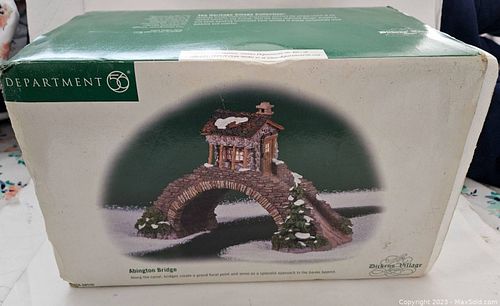 Lot #136 (1 of 4)