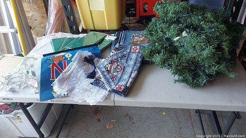 Lot #83 (1 of 14)