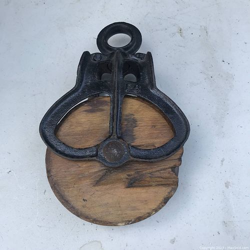 Lot #28 (1 of 3)