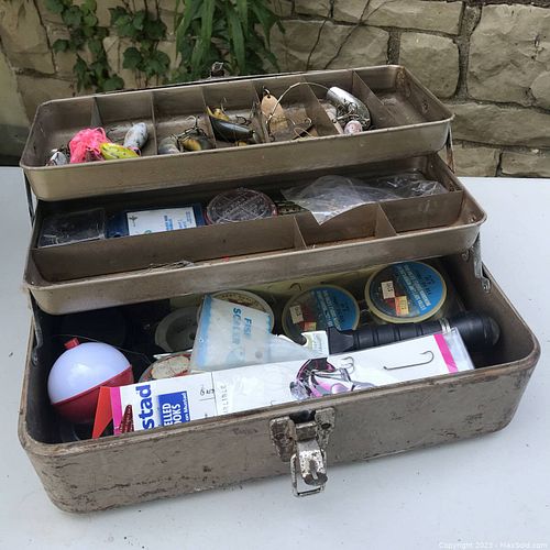 Lot #90 (1 of 9)