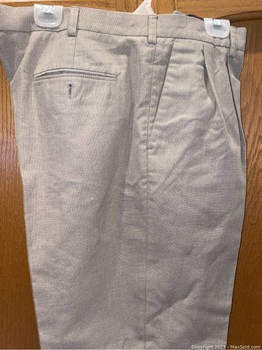 Lot #21 (1 of 8)