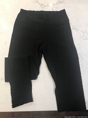 Lot #109 (1 of 5)