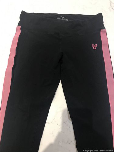 Lot #105 (1 of 6)