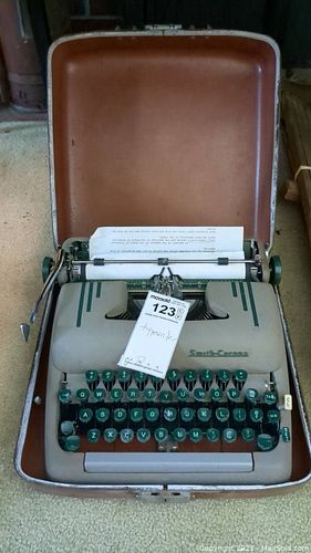 Lot #123 (1 of 13)