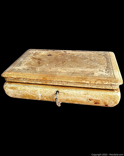 Lot #29 (1 of 8)