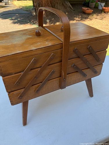 Lot #21 (1 of 6)