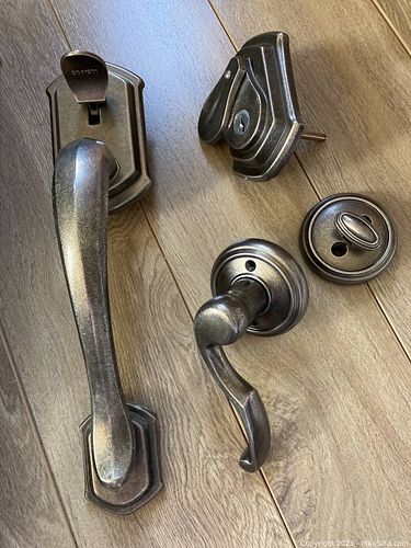 Lot #7 (1 of 5)