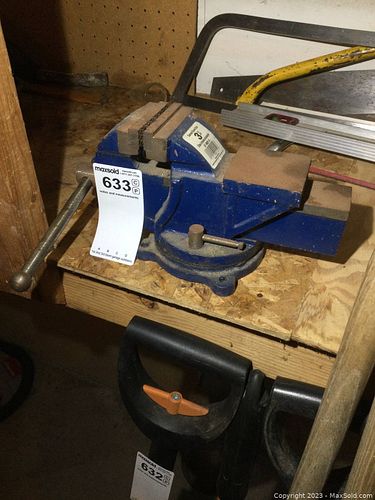 Lot #633 (1 of 6)