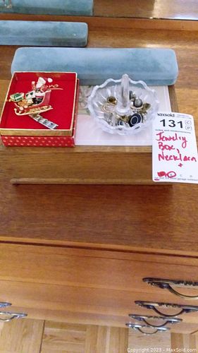 Lot #131 (1 of 9)