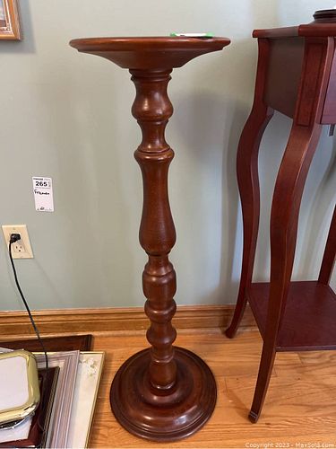 Lot #261 (1 of 5)