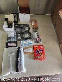 Lot #118 (1 of 8)