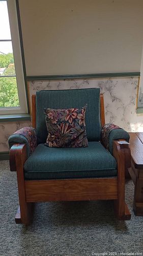 Lot #190 (1 of 10)