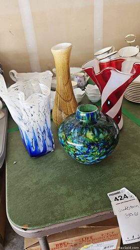 Lot #424 (1 of 11)