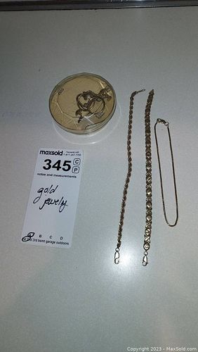 Lot #345 (1 of 8)
