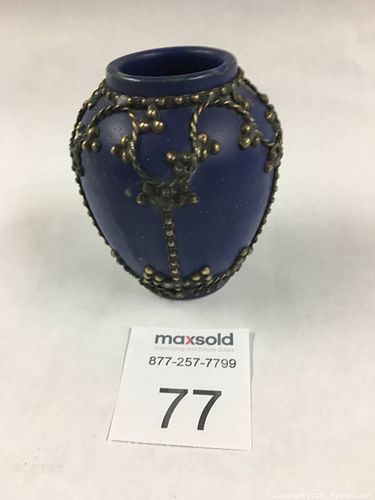 Lot #77 (1 of 6)