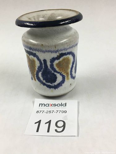 Lot #119 (1 of 8)