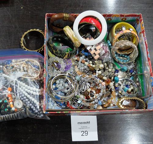 Lot #29 (1 of 4)