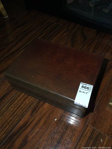 Lot #866 (1 of 10)