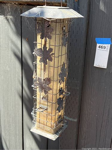 Lot #469 (1 of 3)