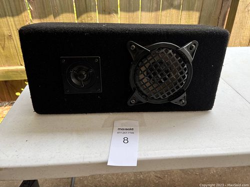 Lot #8 (1 of 4)