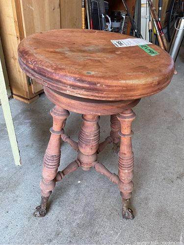 Lot #185 (1 of 11)