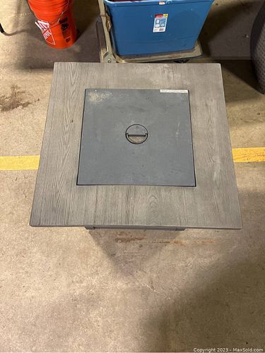 Lot #9 (1 of 6)