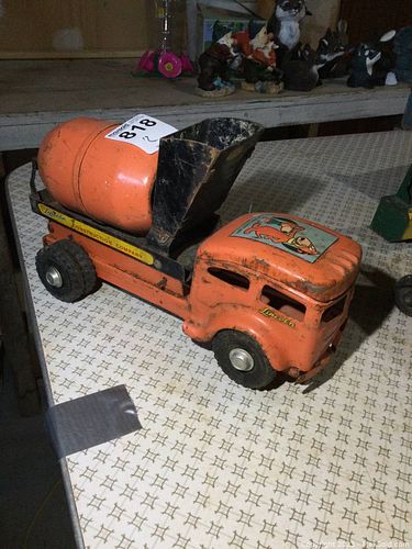 Lot #818 (1 of 9)