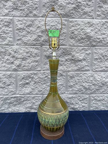 Lot #39 (1 of 5)