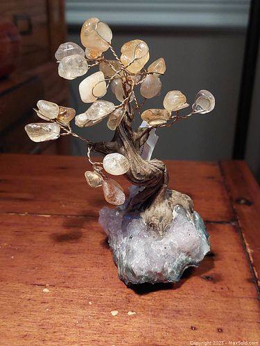 Lot #72 (1 of 8)