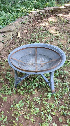 Lot #569 (1 of 8)