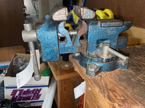 Lot #337 (1 of 6)