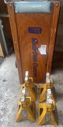 Lot #313 (1 of 9)